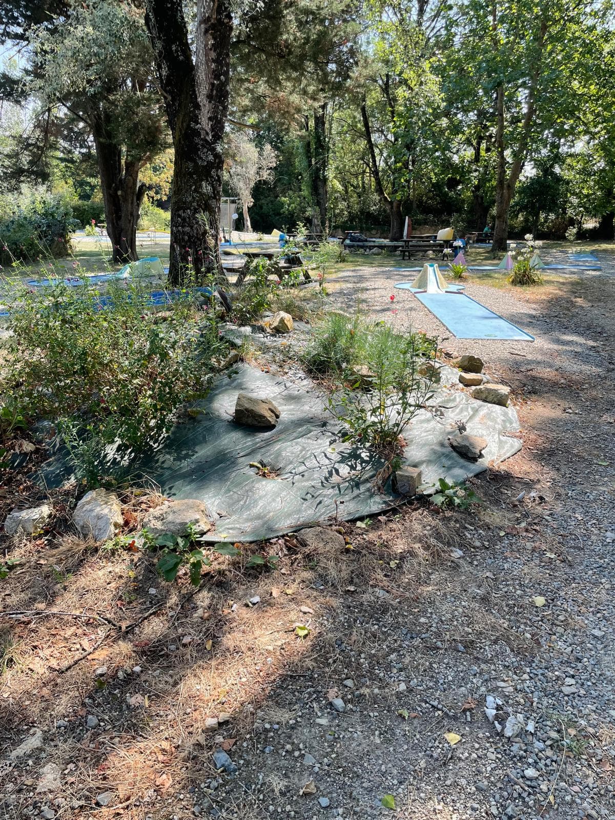 Parcours de mini-golf adapté aux enfants